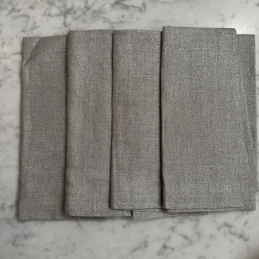 Williams Sonoma Metallic Dinner Napkins Silver Set of 4 Melane Bolde